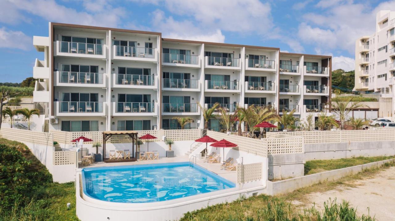 Hideout Okinawa Урума Екстериор снимка
