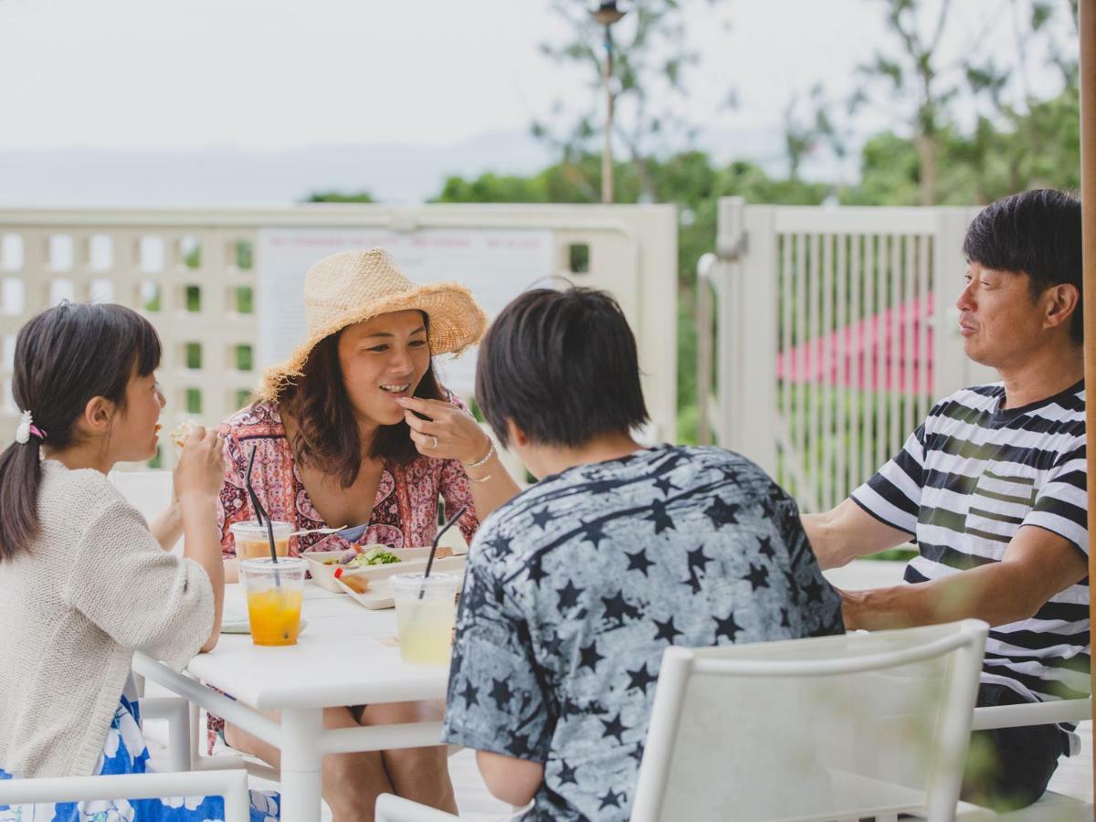 Hideout Okinawa Урума Екстериор снимка