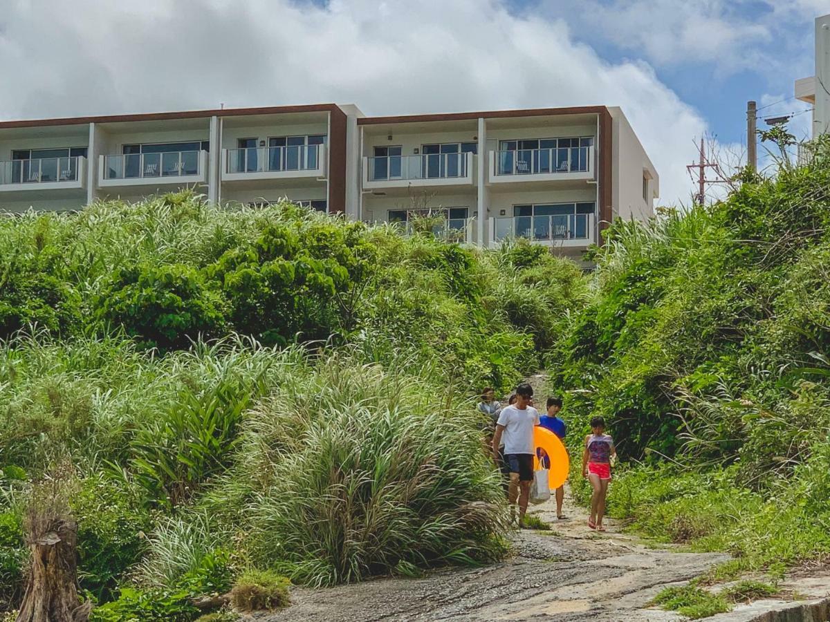 Hideout Okinawa Урума Екстериор снимка