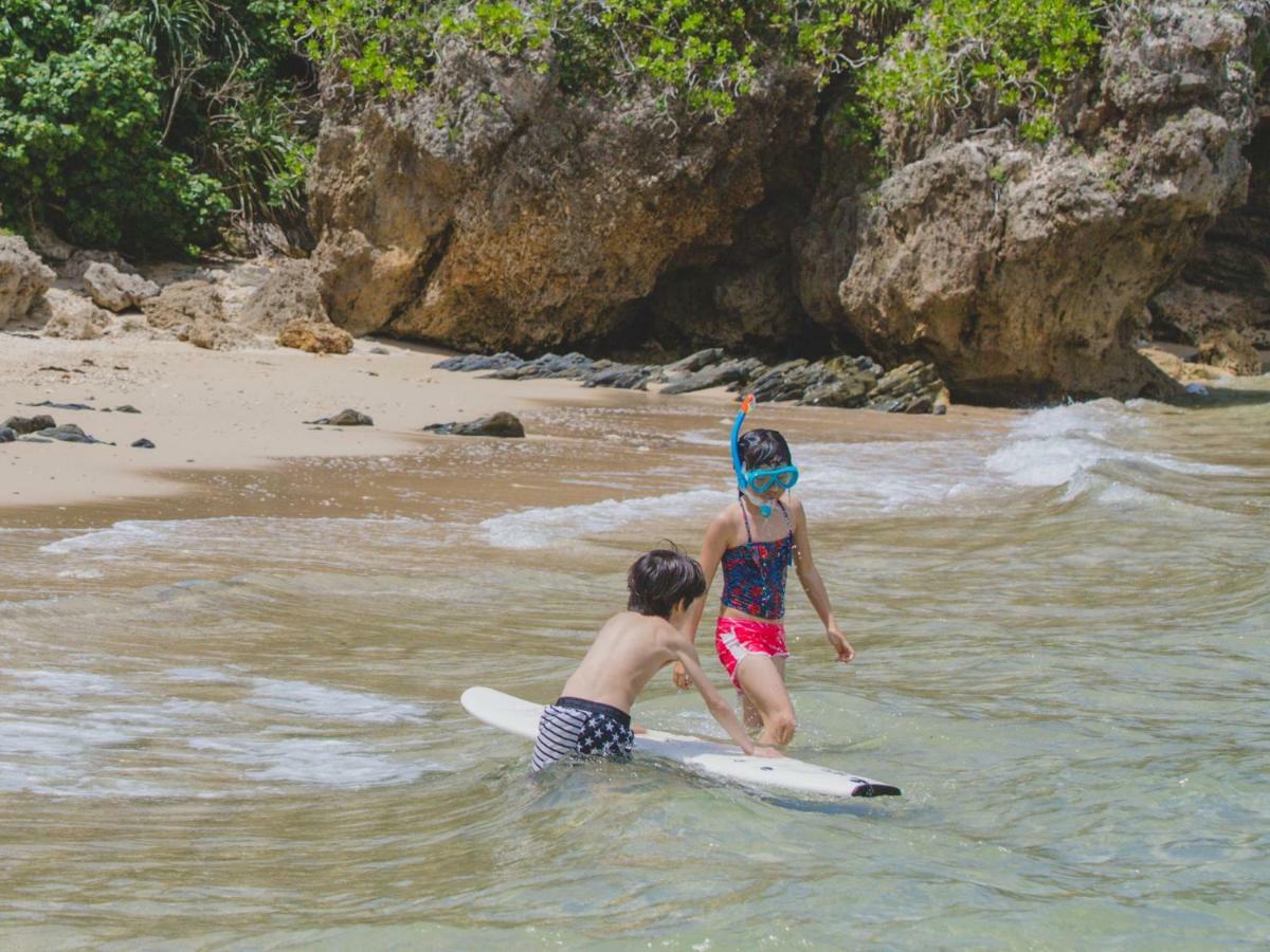 Hideout Okinawa Урума Екстериор снимка